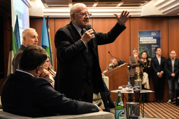 Vincenzo De Luca3A 22Mi Ricandid
