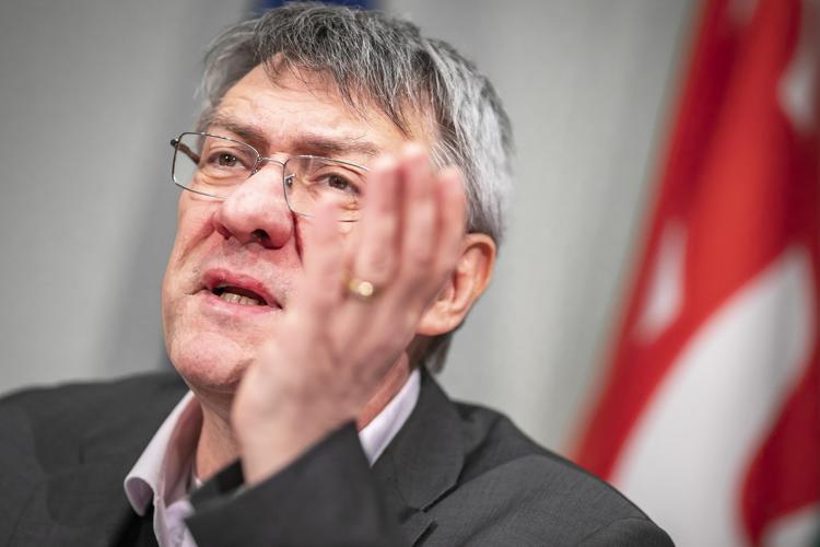 Accuse E Contese3A La Manovra D