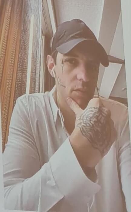 Achille Lauro Sorprende Gli St