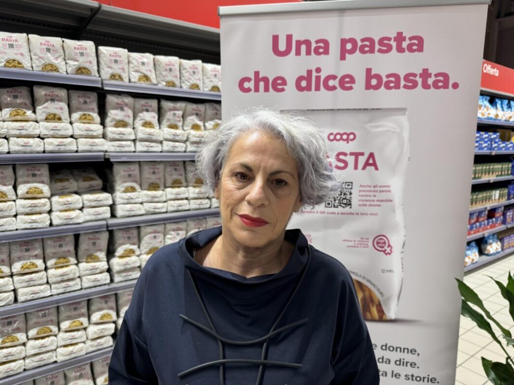 Anarkikka Disegna Una Shopper