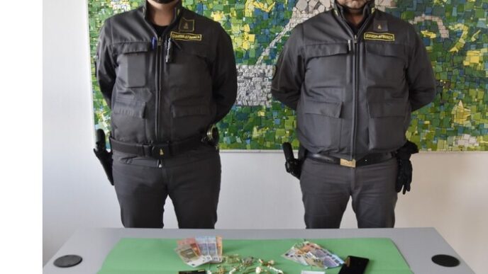 Arrestati Due Giovani Per Truf