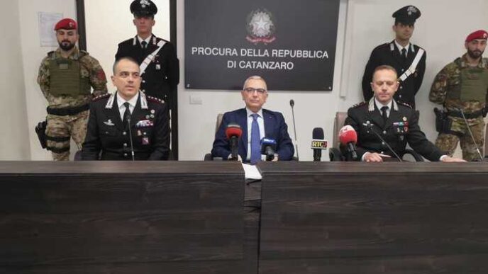 Arresti A Catanzaro3A La Cosca
