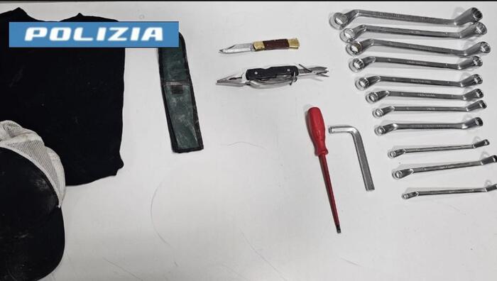 Arresti Nella Notte A Napoli E