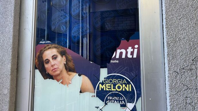 Atti Vandalici Nella Sede Di F