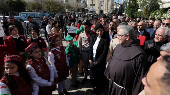 Betlemme3A L27Ingresso Del Custo