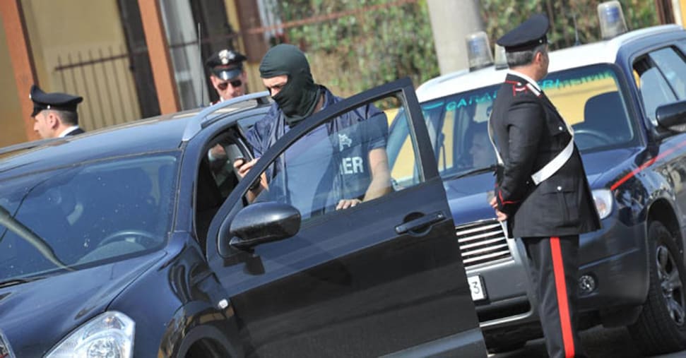 Blitz Dei Carabinieri A Lamezi