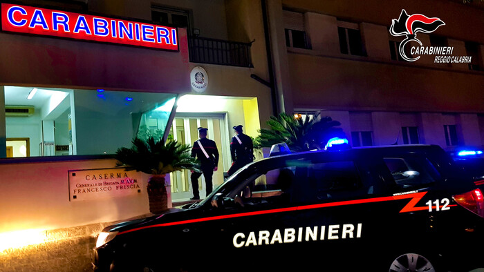 Carabinieri Arrestano Due Pres
