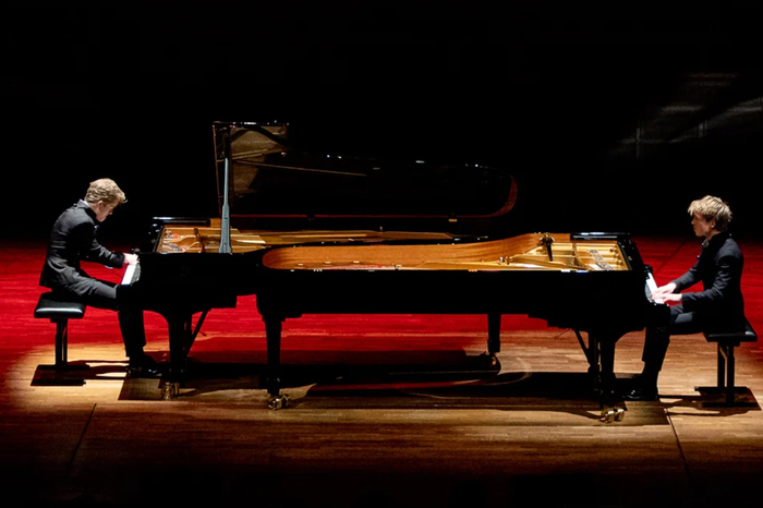 Concerto Di Pianoforti A Napol
