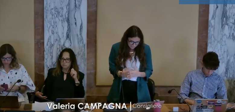 Controversia A Latina3A Emendam