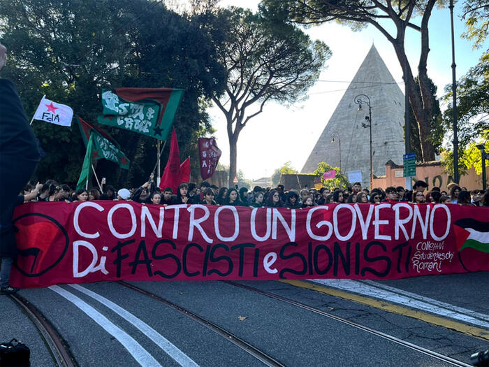 Corteo Studentesco A Roma3A Pro