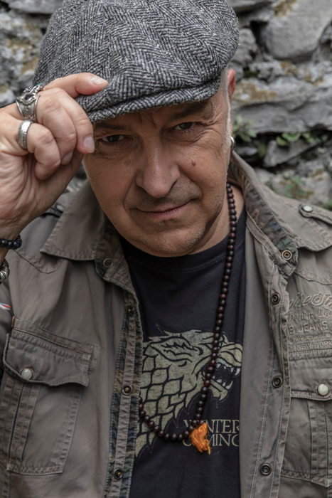 Davide Van De Sfroos Festeggia