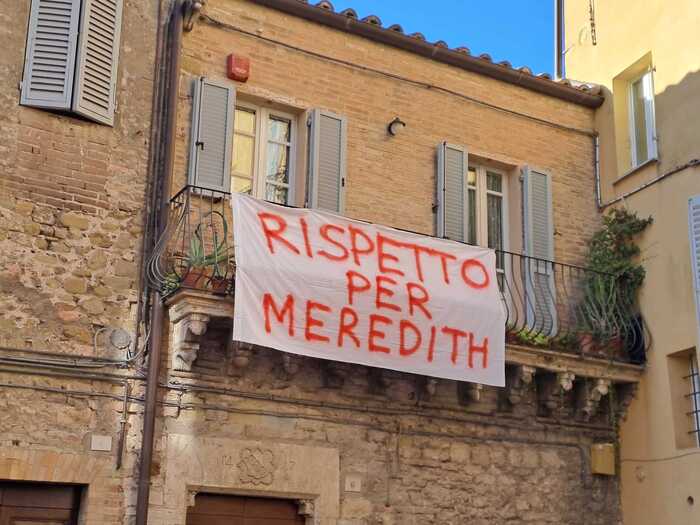 Drappo Con Scritta 22Rispetto P