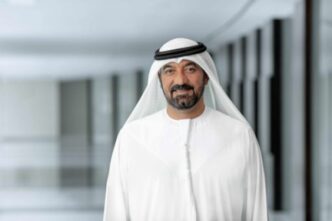 Emirates Registra Utili Record