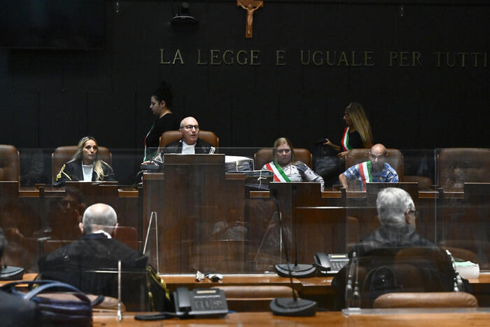 Ergastolo Per I Due Assassini
