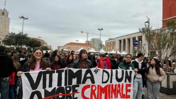 Gli Studenti Di Latina Ricorda