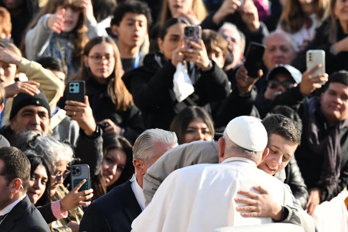 Il Papa E La Tenerezza Della C