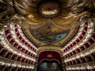 Il Teatro San Carlo Di Napoli