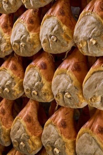 Il Prosciutto Di Parma Abbracc