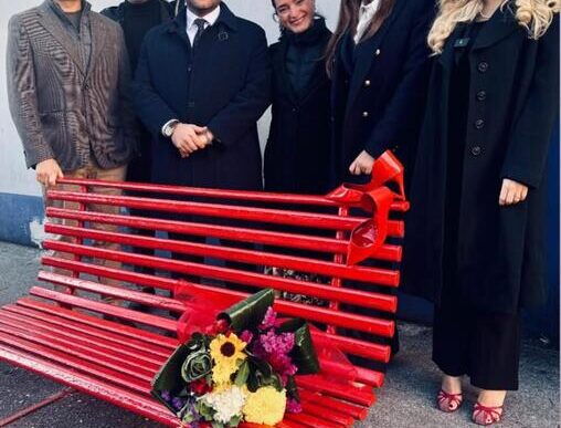 Inaugurata A Napoli Una Panchi