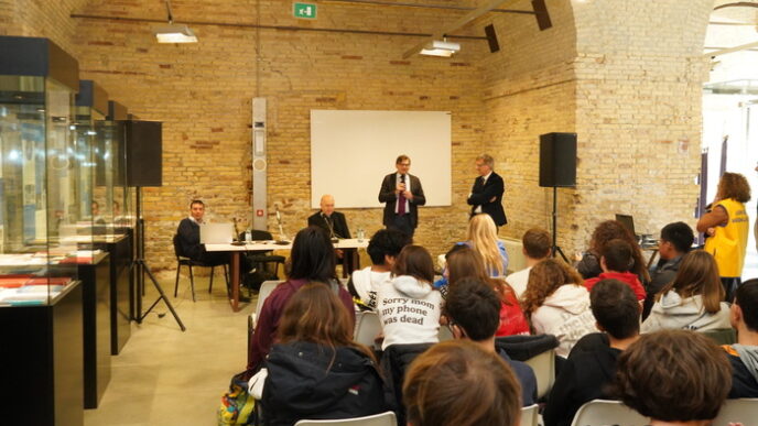 Inaugurazione Della Mostra 22Co