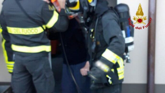 Incendi Nel Pesarese3A Interven