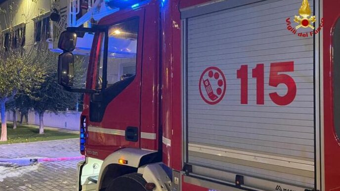 Incendio Alla Casa Dell27Europa