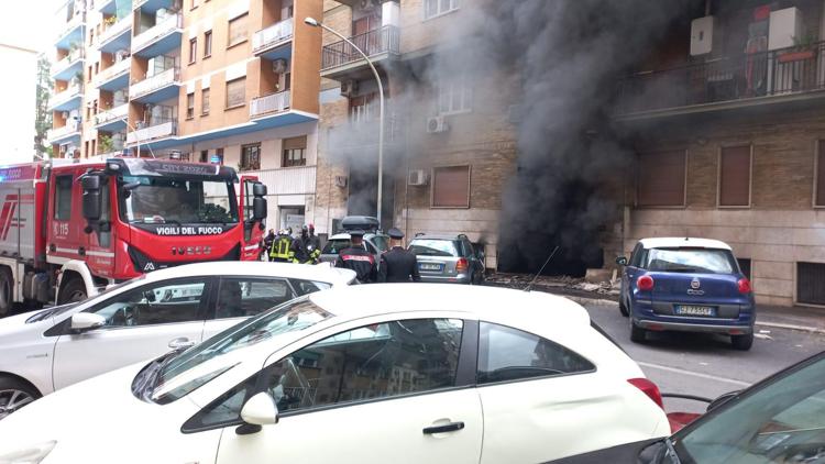 Incendio In Un Garage A Montag