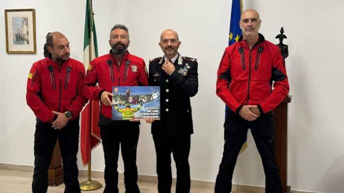 Incontro Tra Carabinieri E Soc