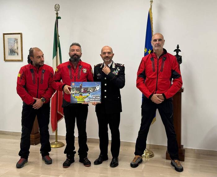 Incontro Tra Carabinieri E Soc