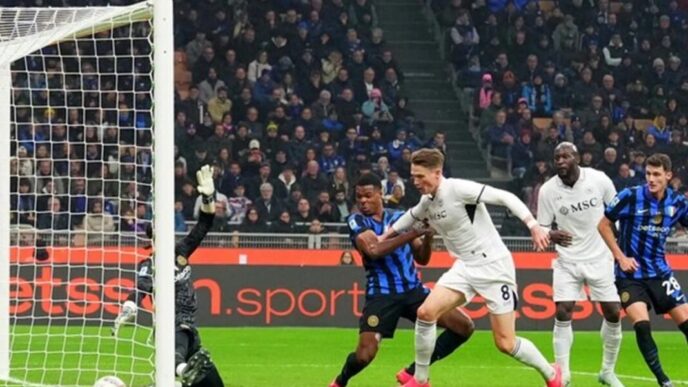 Inter E Napoli Si Dividono I P