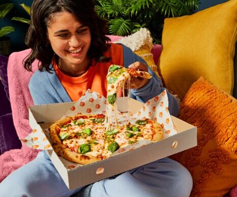 Just Eat Celebra Il Singles27 D