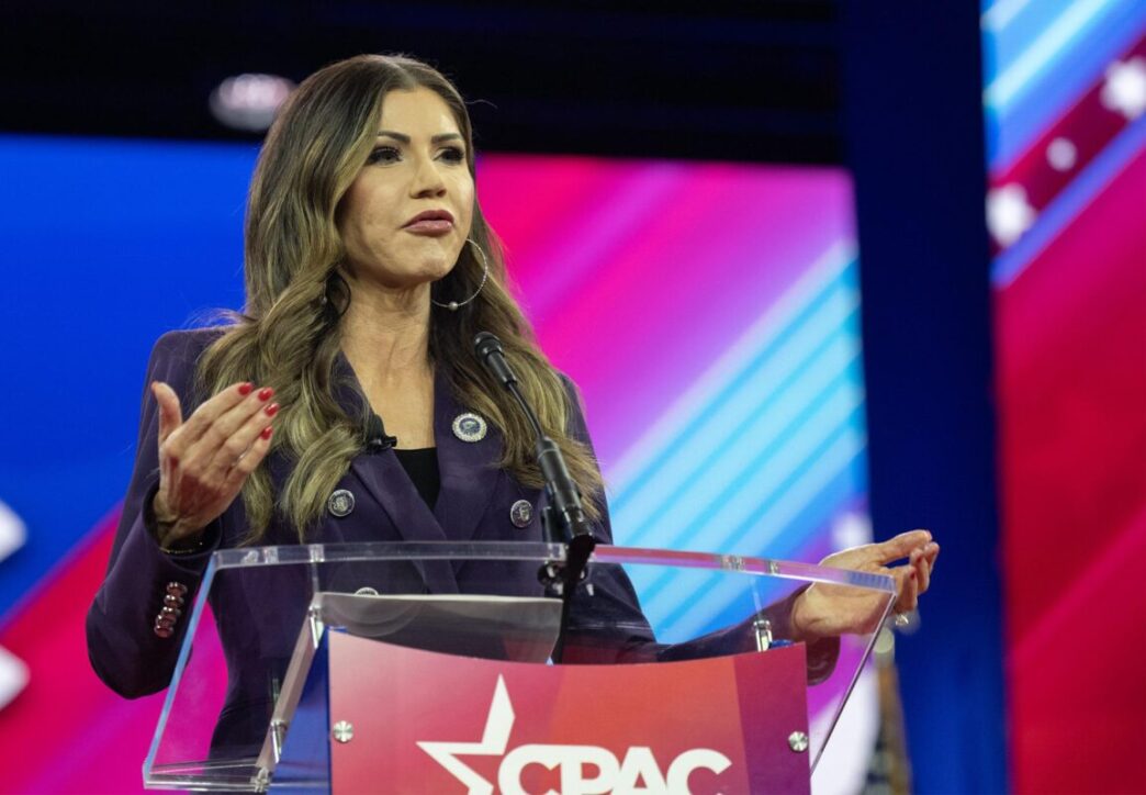 Kristi Noem2C La Governatrice D
