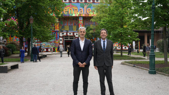 Le28099Arte In Mostra3A Successi E R