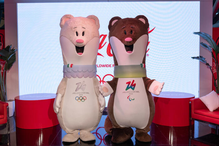 La Fiamma Olimpica Di Milano C