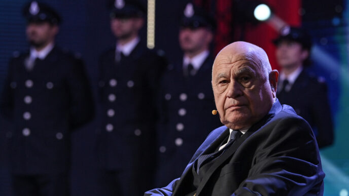La Tensione Tra Magistratura E