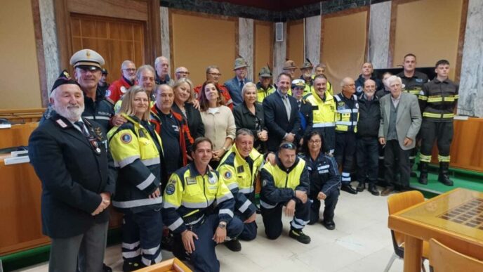 Latina Riconosce L27Impegno Del