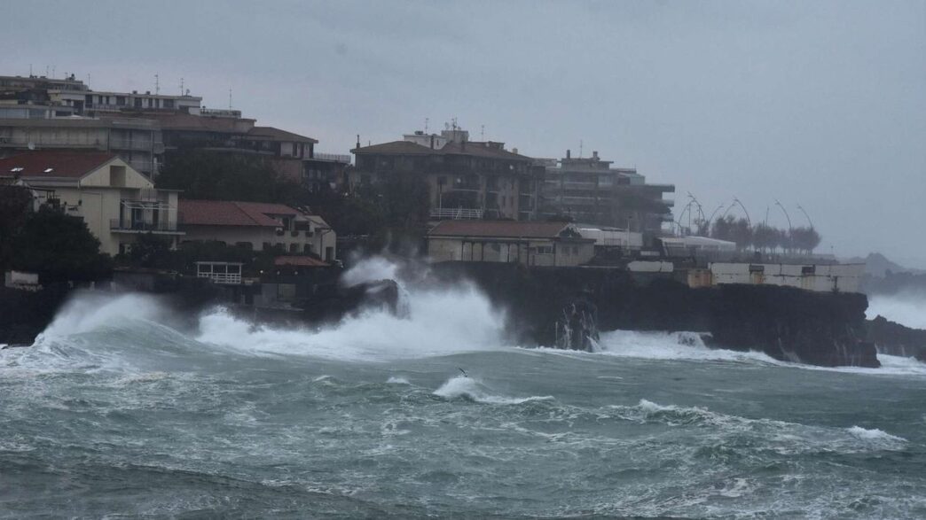 Maltempo In Sicilia3A Allerta R