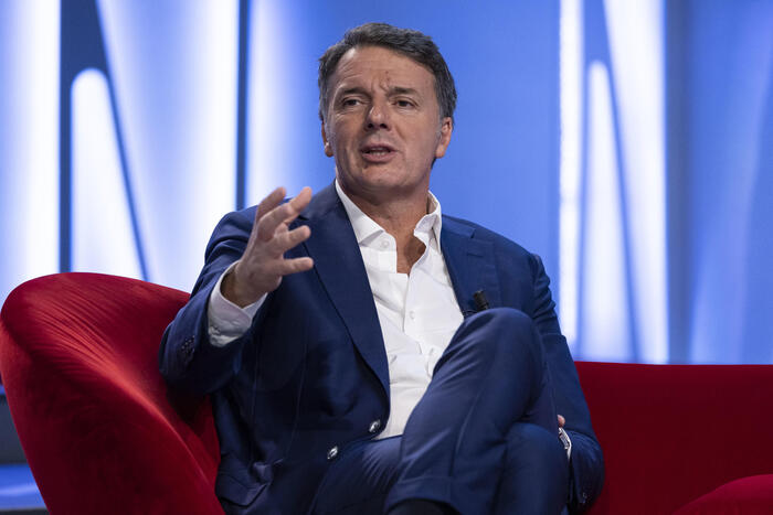 Matteo Renzi Annuncia Una Visi