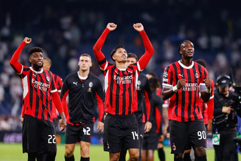 Milan Pronto Per La Sfida Cont