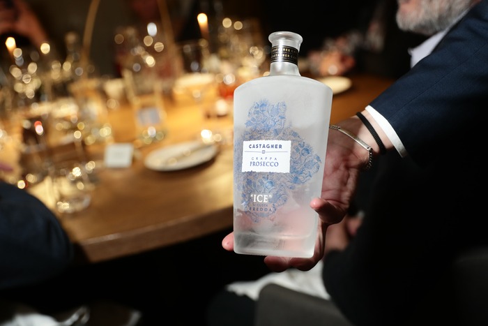 Milano Celebra La Grappa3A Succ