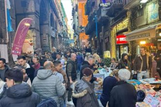 Napoli Valuta L27Introduzione D