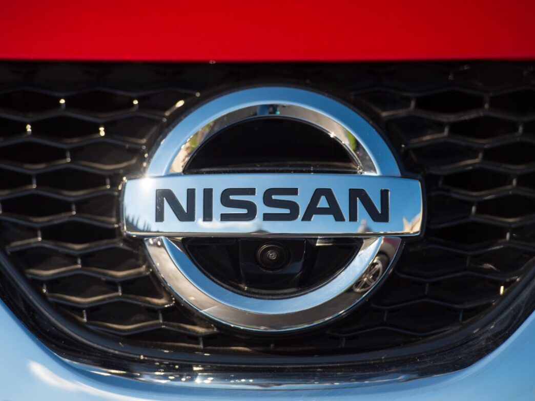 Nissan Annuncia Drastici Tagli