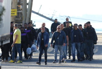 Nuove Contestazioni Sui Migran