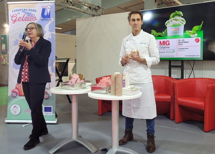 Nuovo Gelato Al Lampone E Pepe