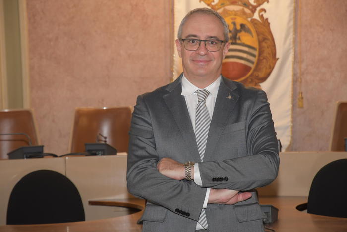 Nuovo Sviluppo Nel Caso Di Omi