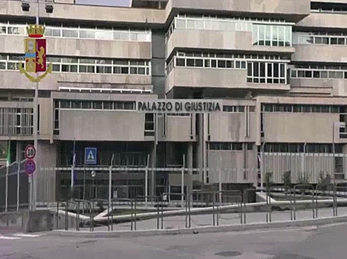 Operazione Contro Un27Associazi