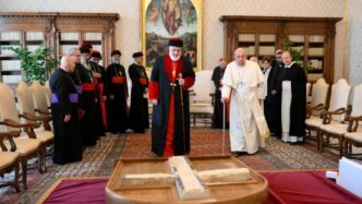 Papa Francesco Accoglie Il Pat