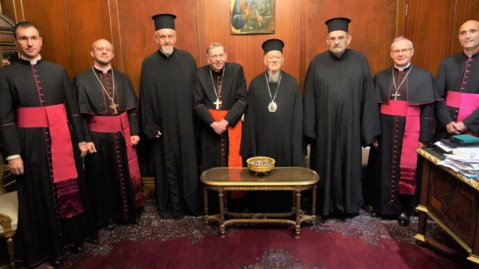 Papa Francesco Esorta A Unire