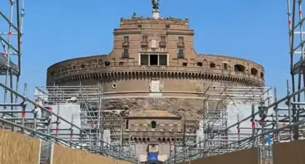 Parcheggio Interrato A Castel
