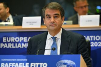 Raffaele Fitto3A Impegno Per Un